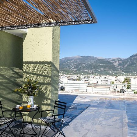 Appartamento Skyhigh Haven Kalamata Esterno foto