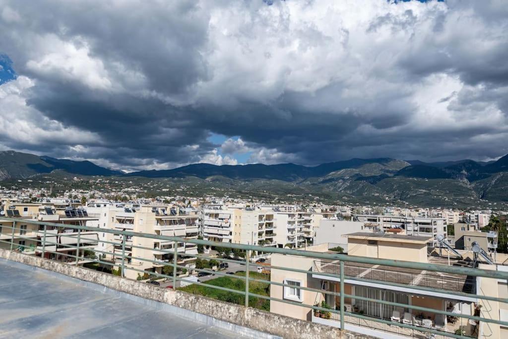 Appartamento Skyhigh Haven Kalamata Esterno foto