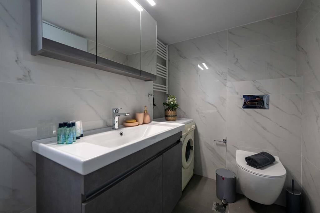Appartamento Skyhigh Haven Kalamata Esterno foto