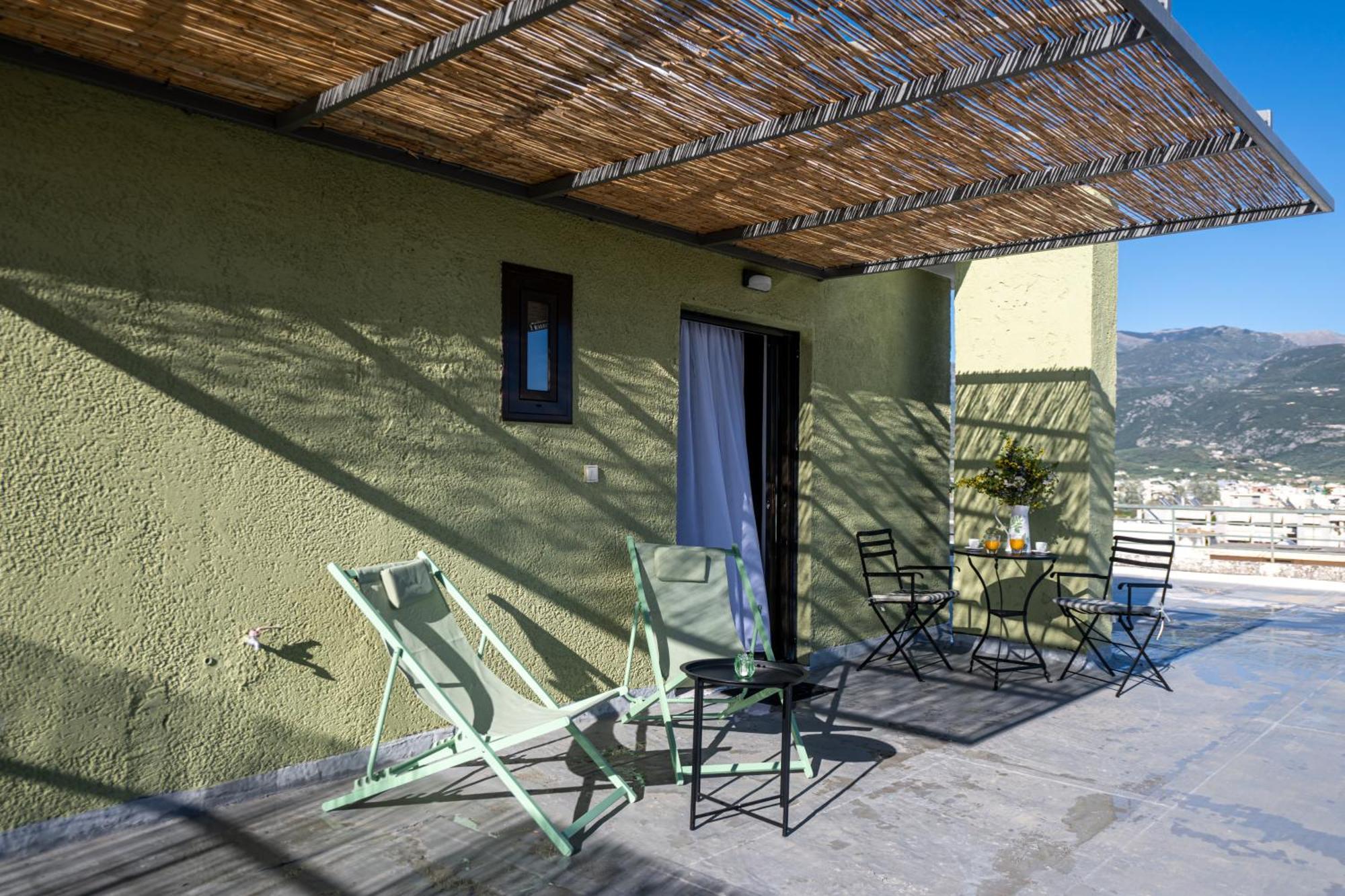 Appartamento Skyhigh Haven Kalamata Esterno foto